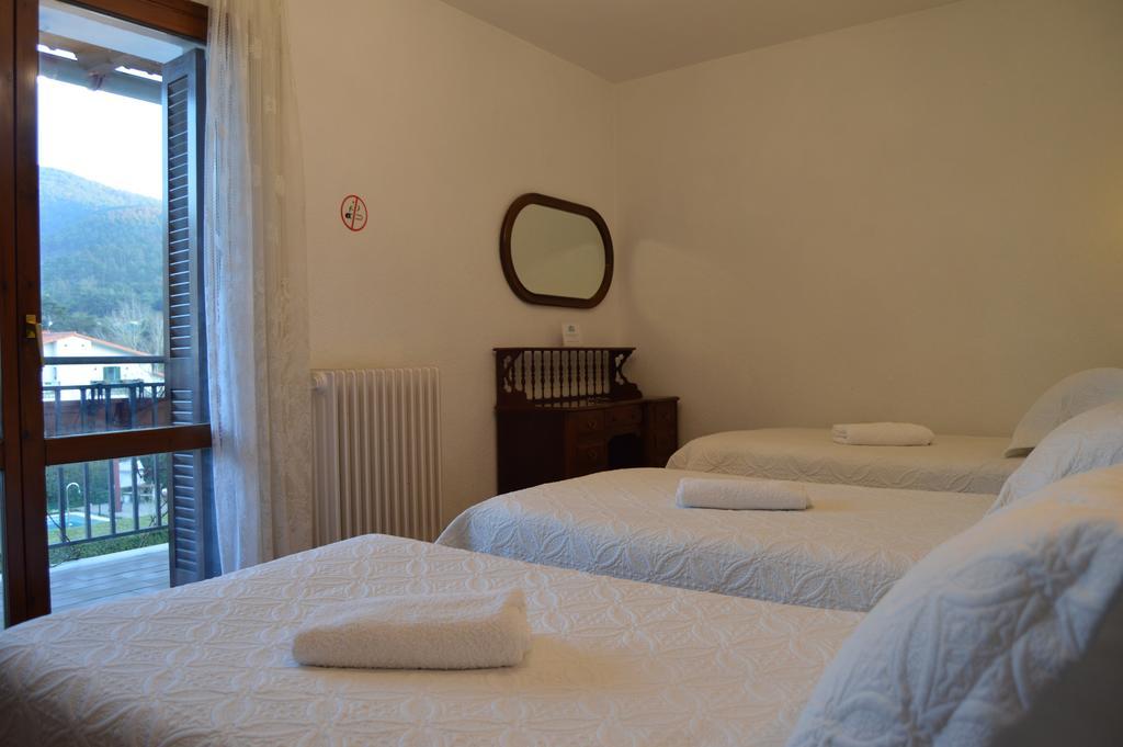 Pension El Peregrino De Larrasoana 外观 照片